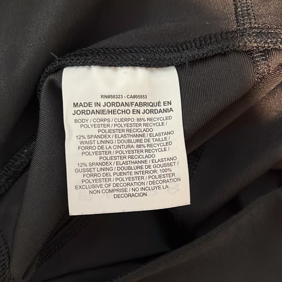 Nike Dri-Fit capris . Size XS - Picture 5 of 5